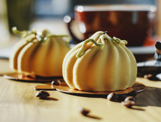 Mango Mousse Cake image 0